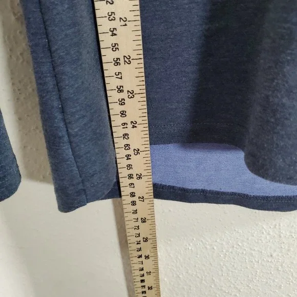 Gymshark Quarter Zip Pullover Athletic Jacket Womens  M Blue Gray Thumb Holes - Picture 7 of 12